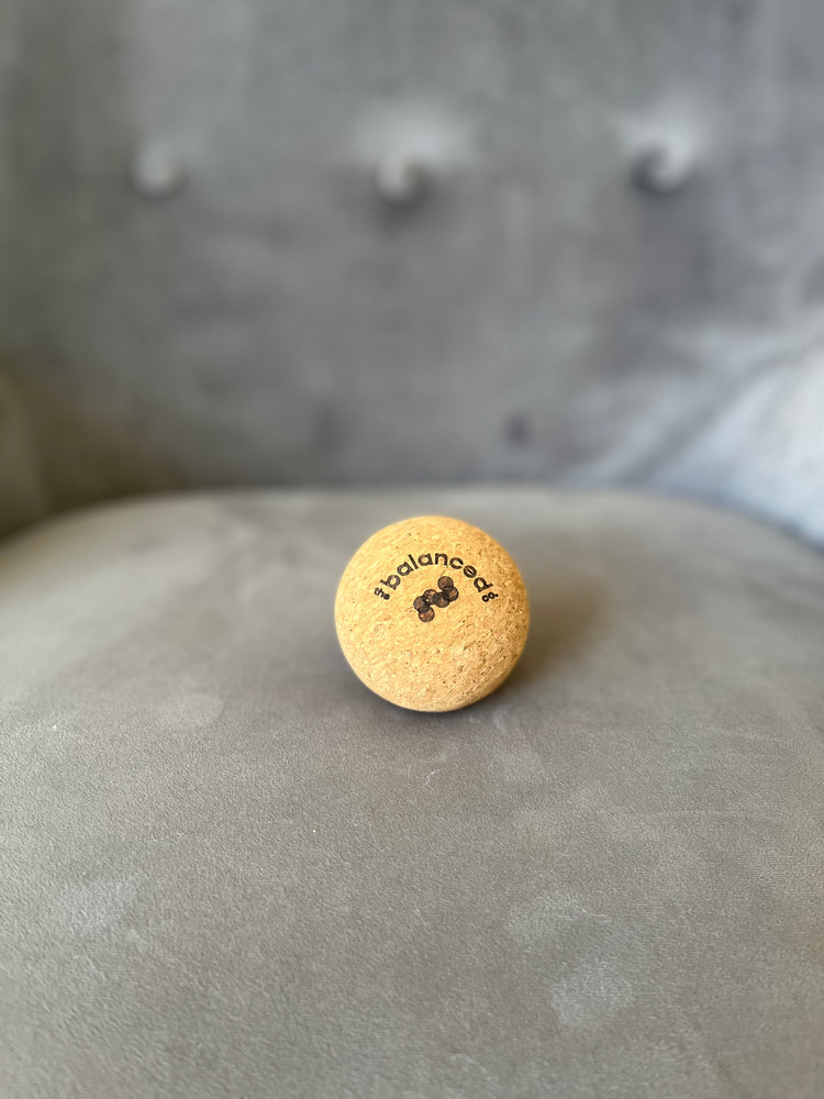 6.5 cm Cork Ball